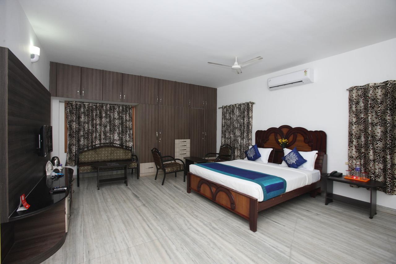Oyo 935 Hotel Palkhee مومباي المظهر الخارجي الصورة